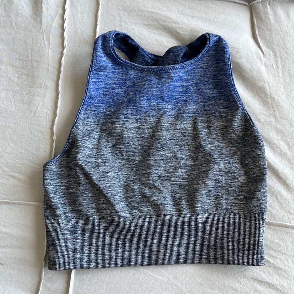 Lululemon crop top bra